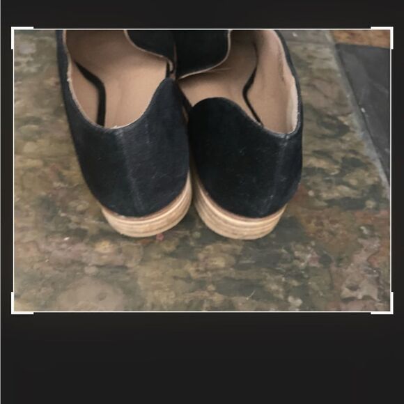 Beast Fashion Slip -On Black Flats. Size 7.5. - Picture 5 of 9
